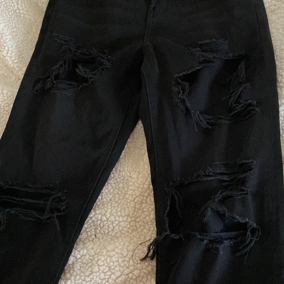 AE black destressed denim jeans New without tags - Picture 3 of 9